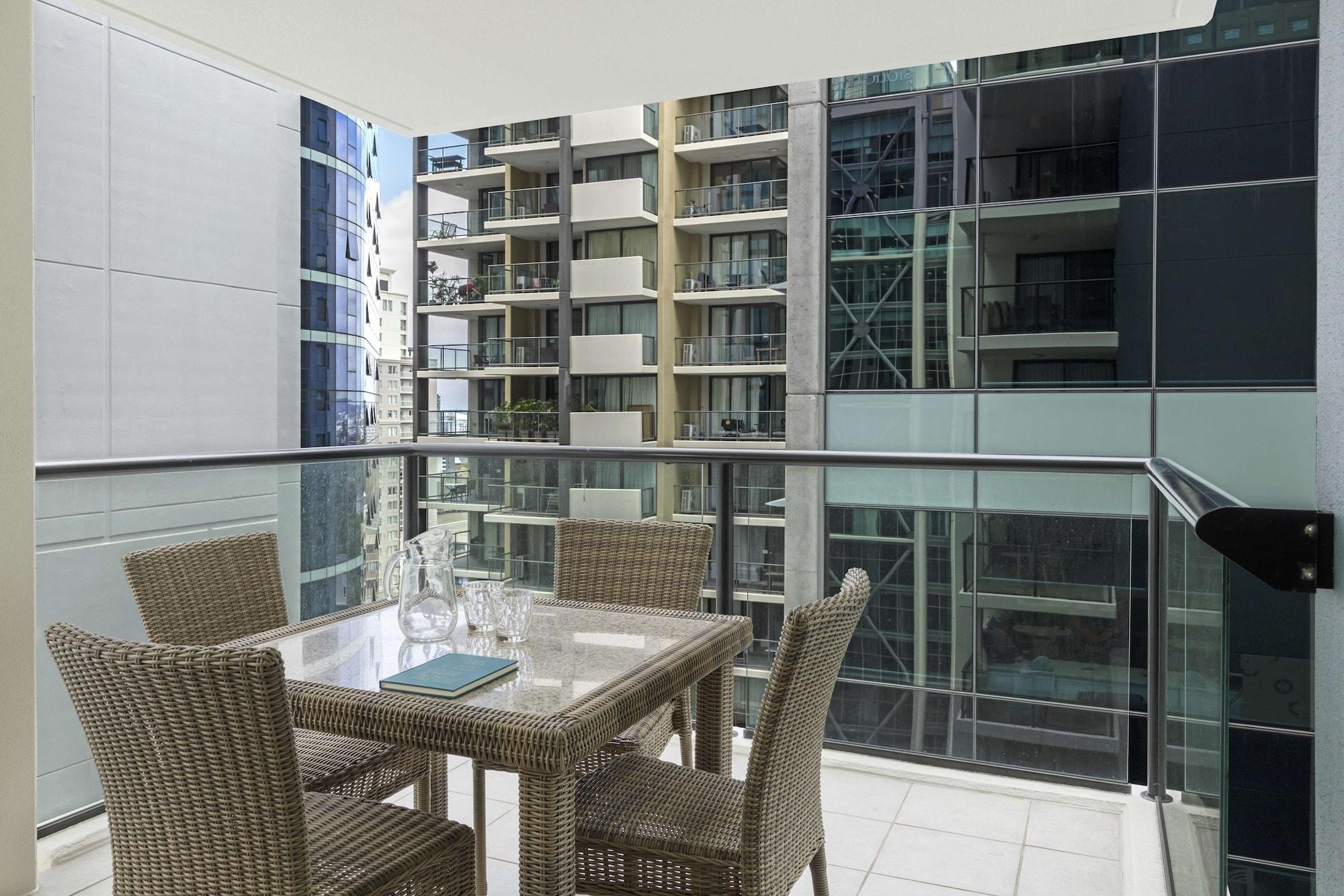 Oaks Brisbane River City Suites Exterior foto