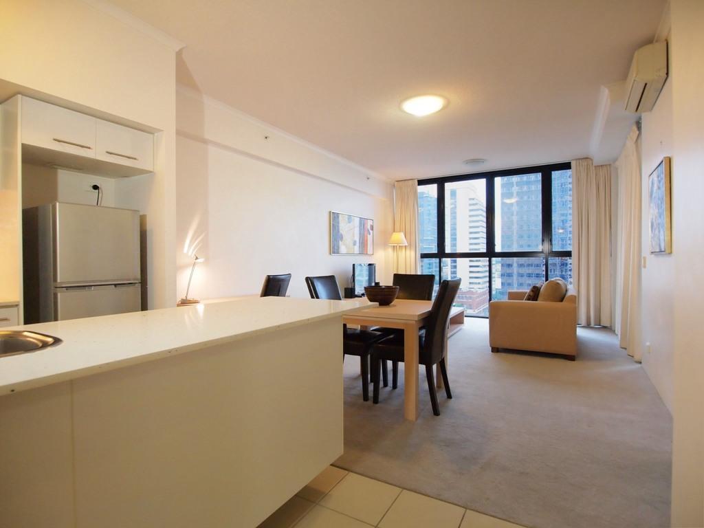 Oaks Brisbane River City Suites Cameră foto