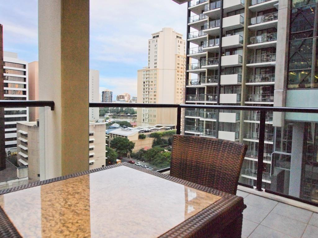 Oaks Brisbane River City Suites Cameră foto