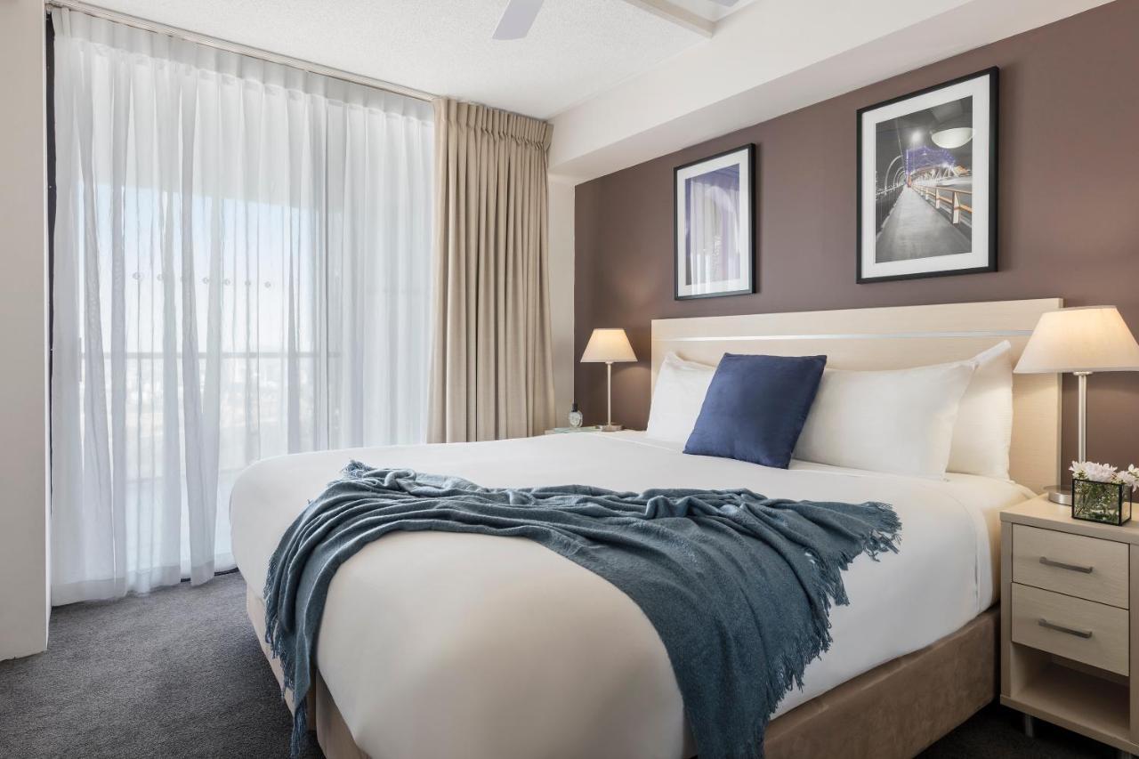 Oaks Brisbane River City Suites Exterior foto